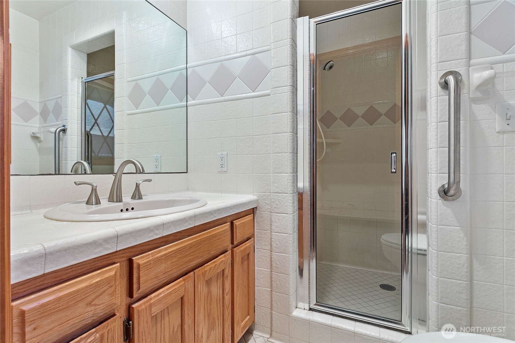 450 Wood Creek Drive Property Photo 25