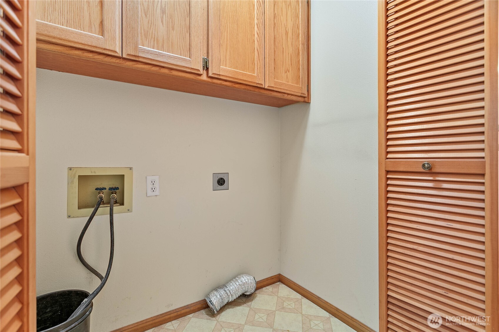 450 Wood Creek Drive Property Photo 26