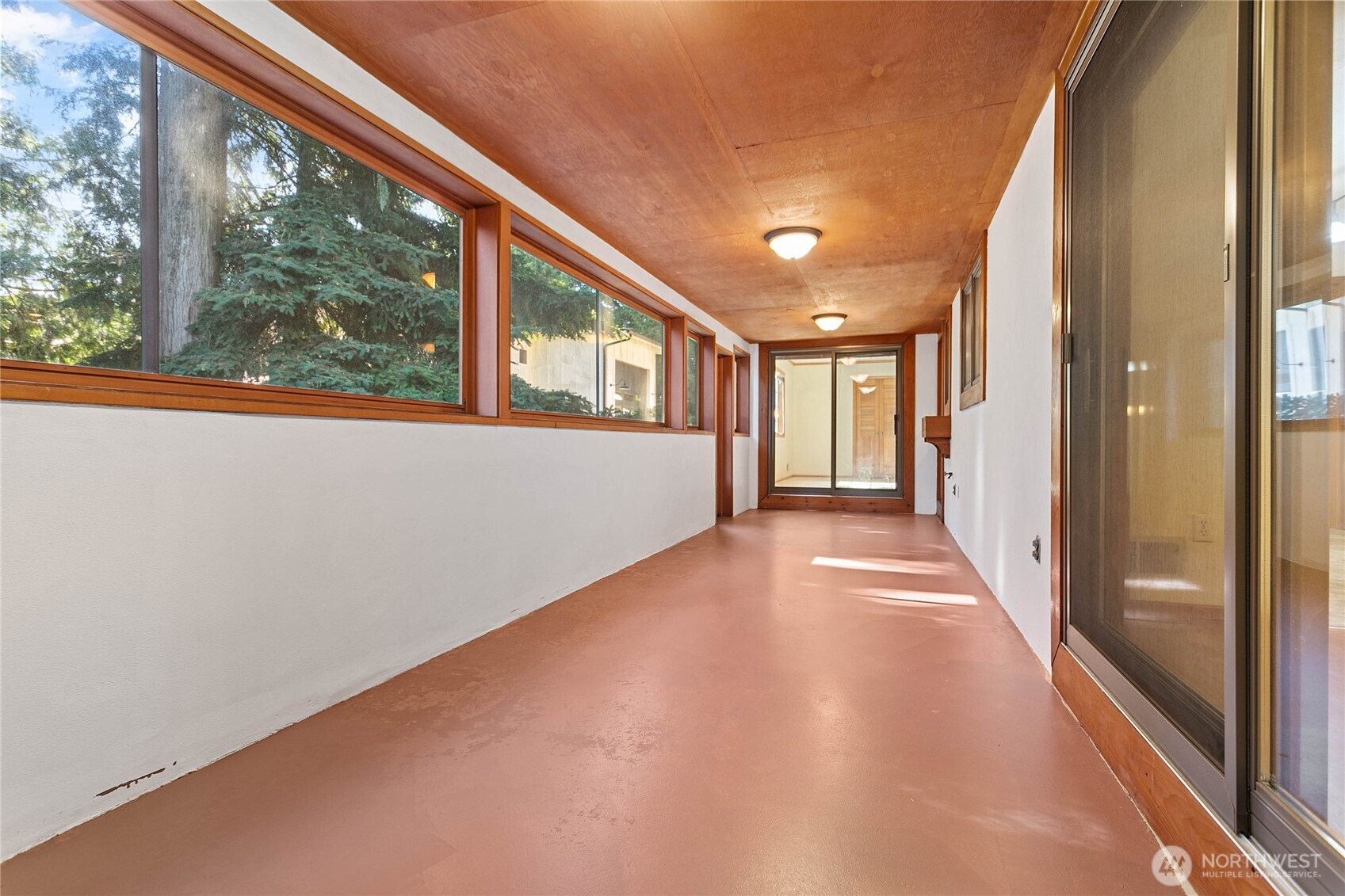 450 Wood Creek Drive Property Photo 29