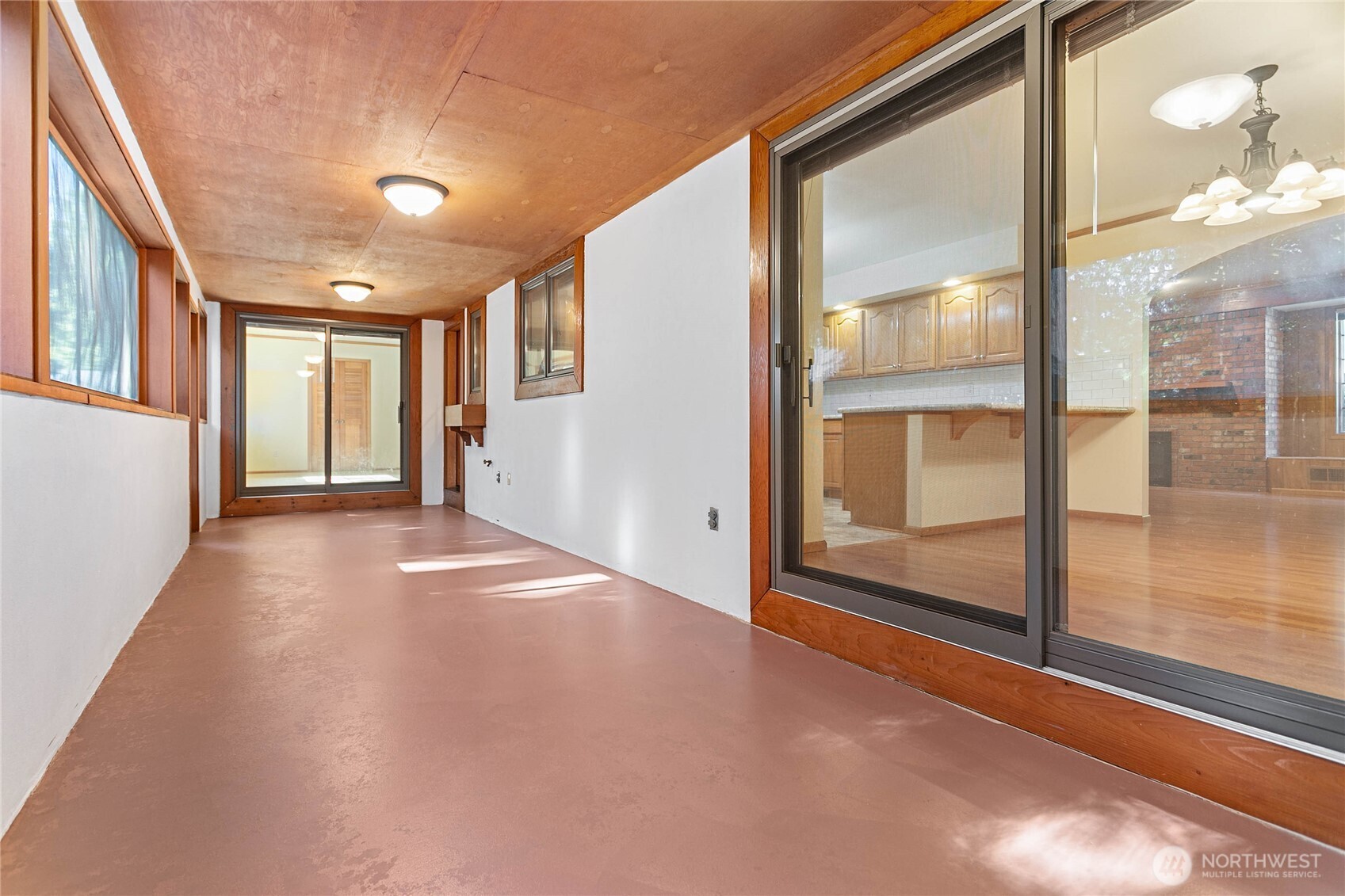 450 Wood Creek Drive Property Photo 30
