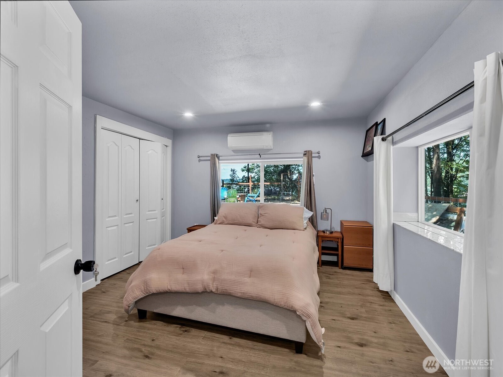 1302 Sw Bay Street Property Photo 13