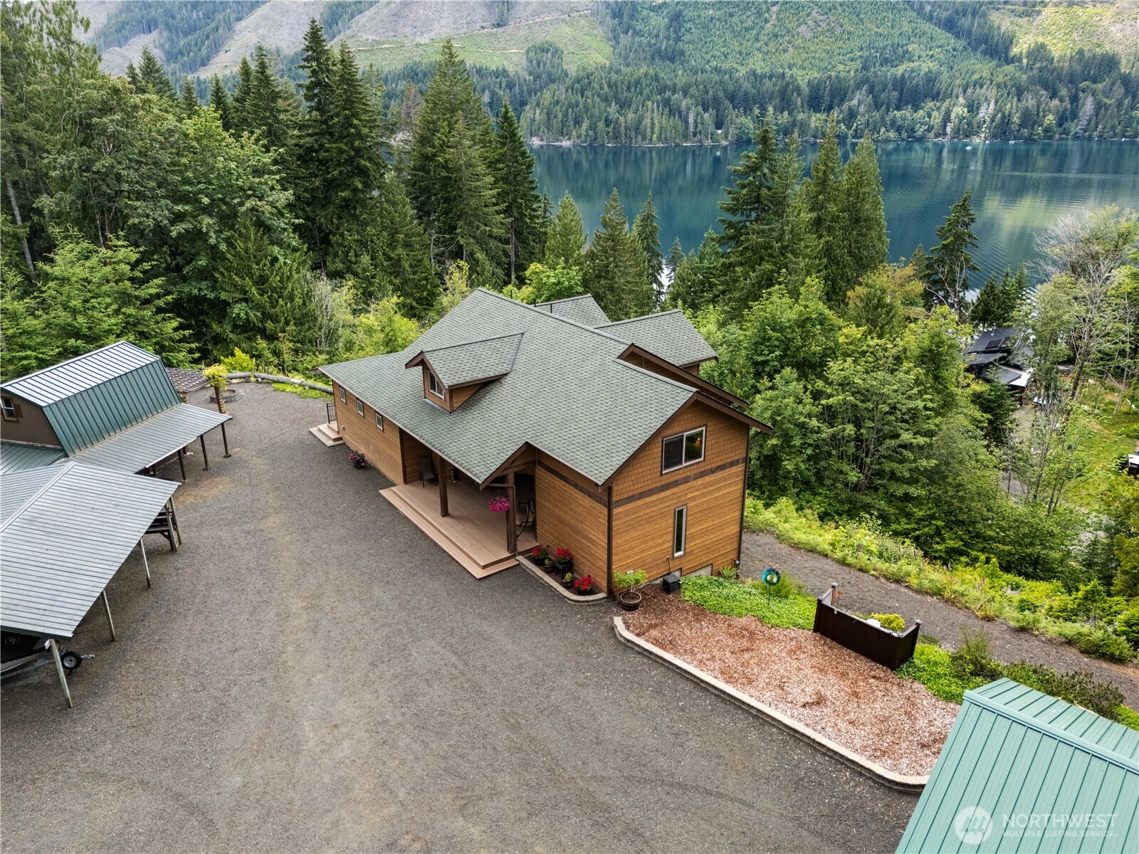 5786 N Lake Cushman Road Property Photo 3
