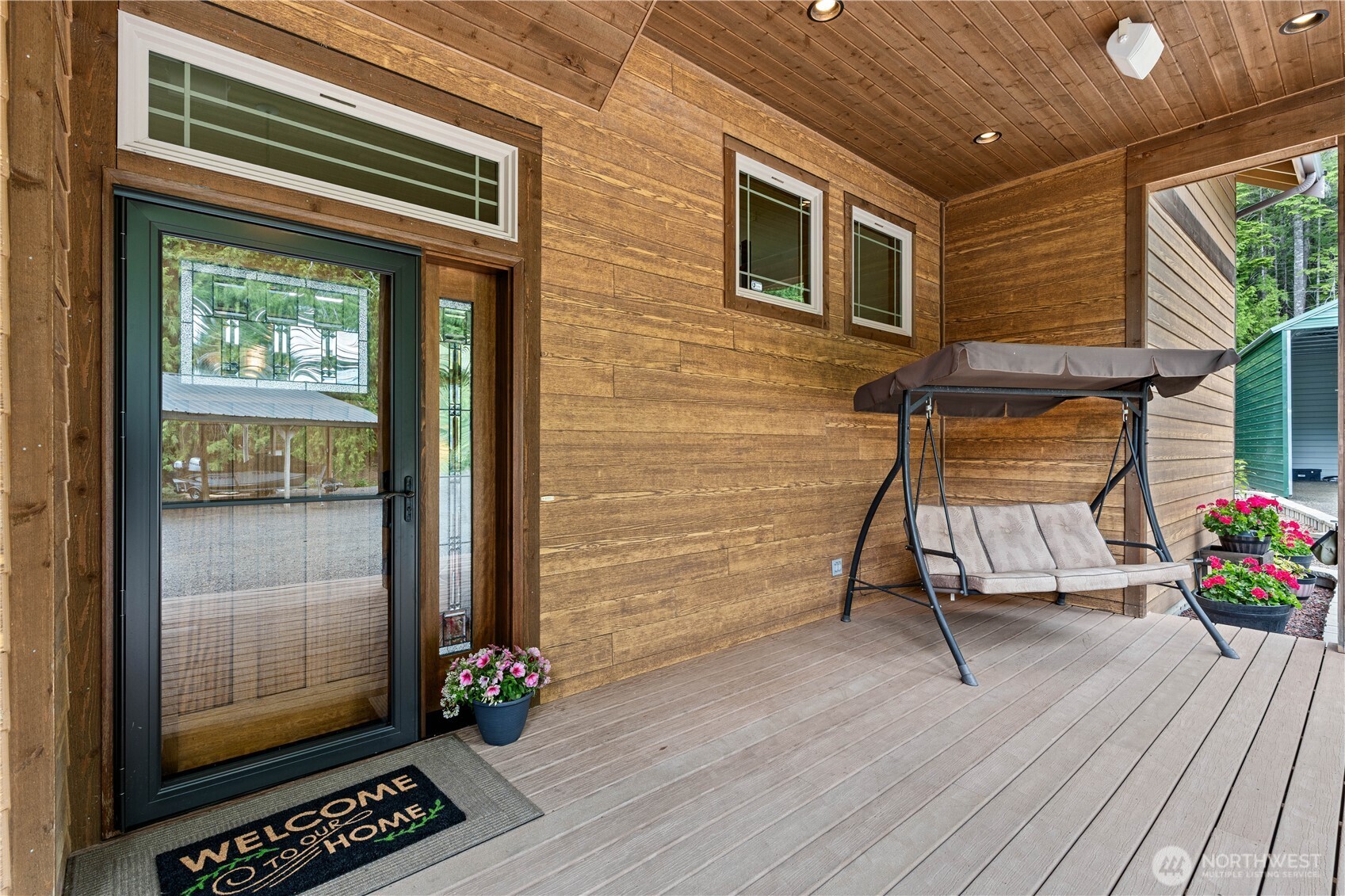 5786 N Lake Cushman Road Property Photo 4