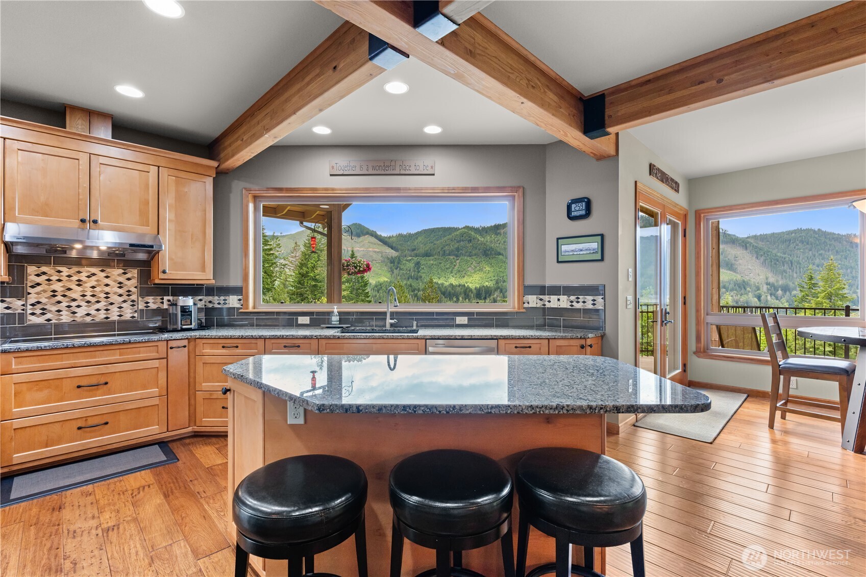5786 N Lake Cushman Road Property Photo 12