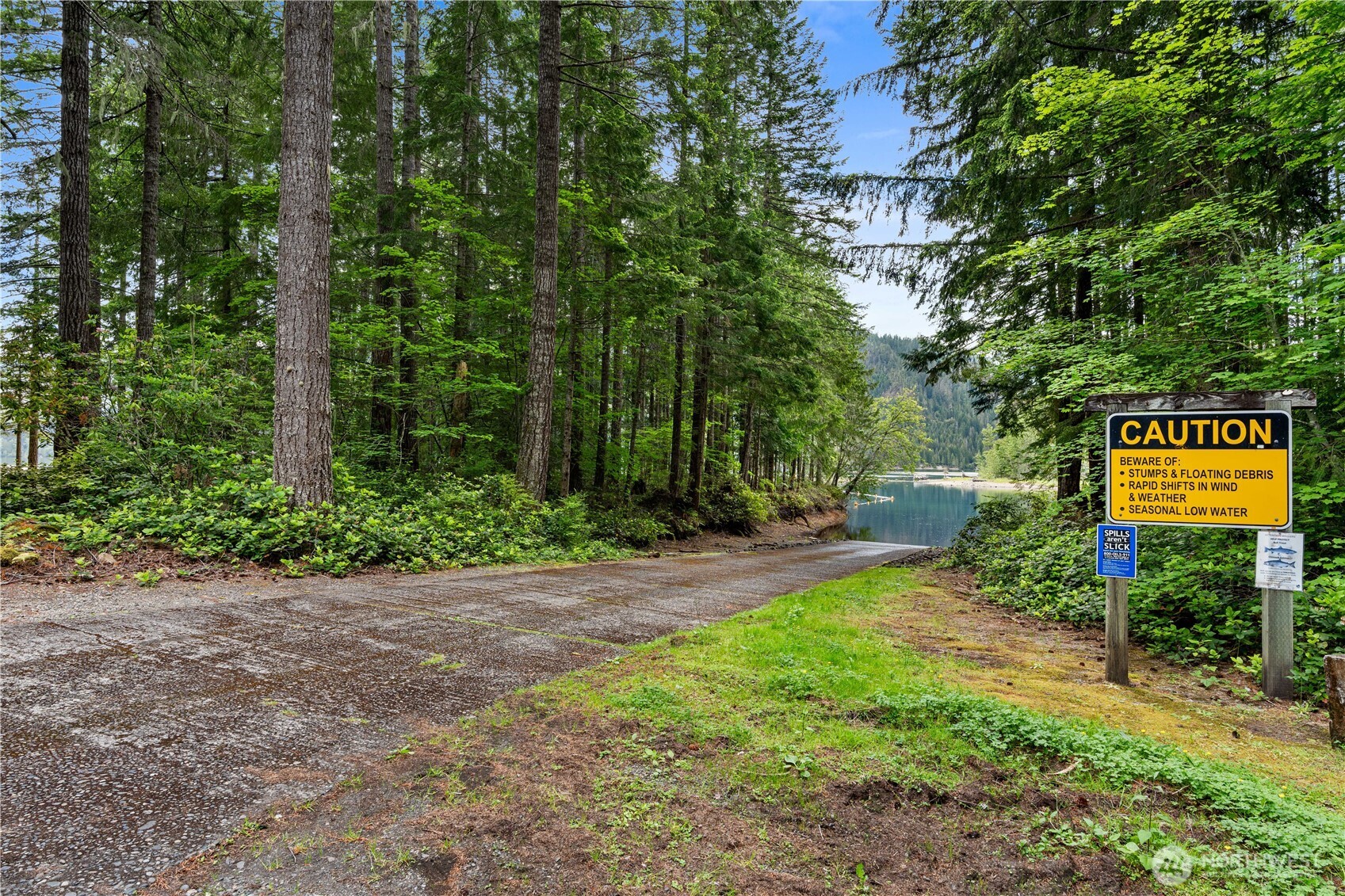 5786 N Lake Cushman Road Property Photo 39