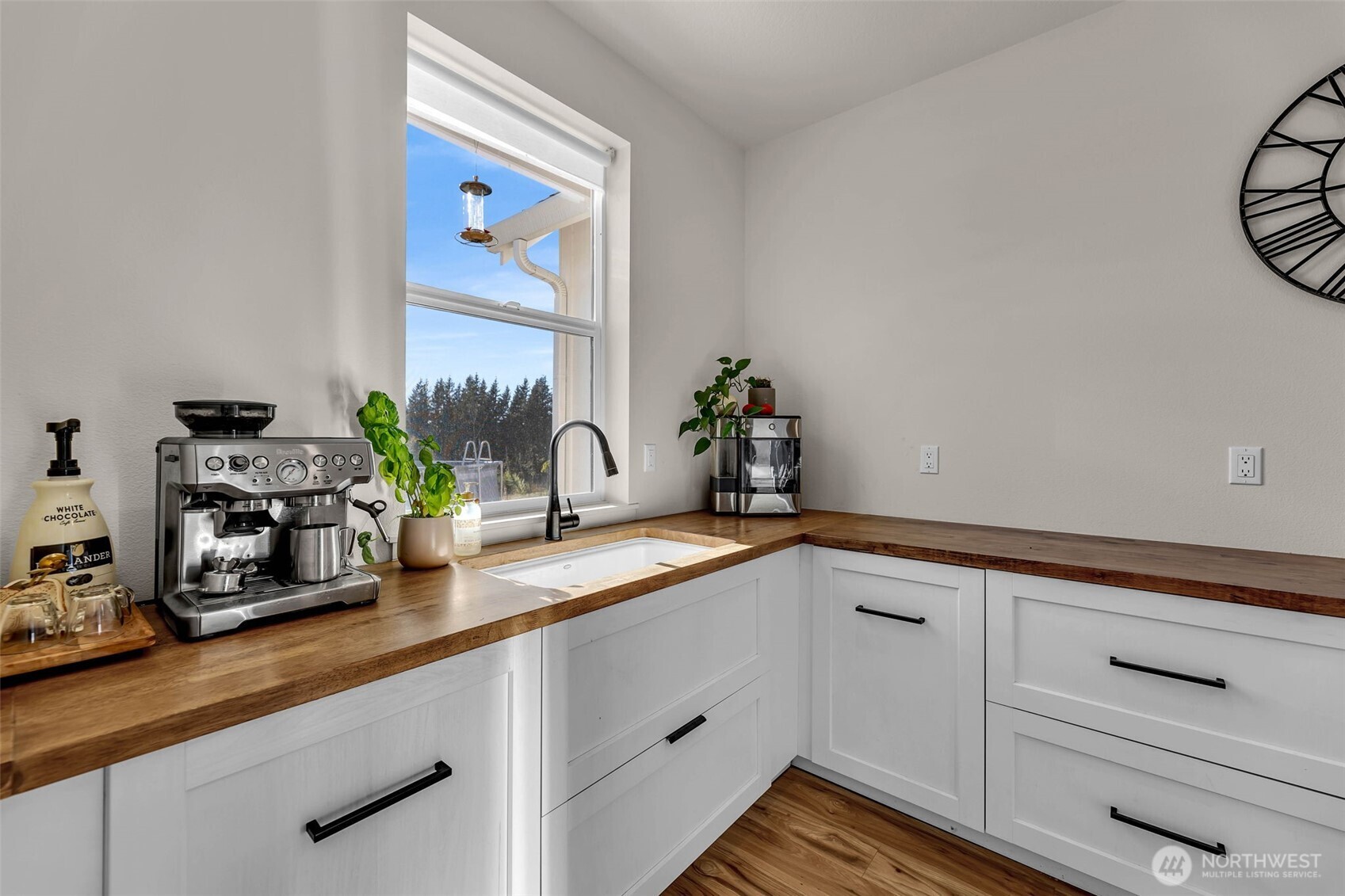 24020 Ne Alvas Road Property Photo 18