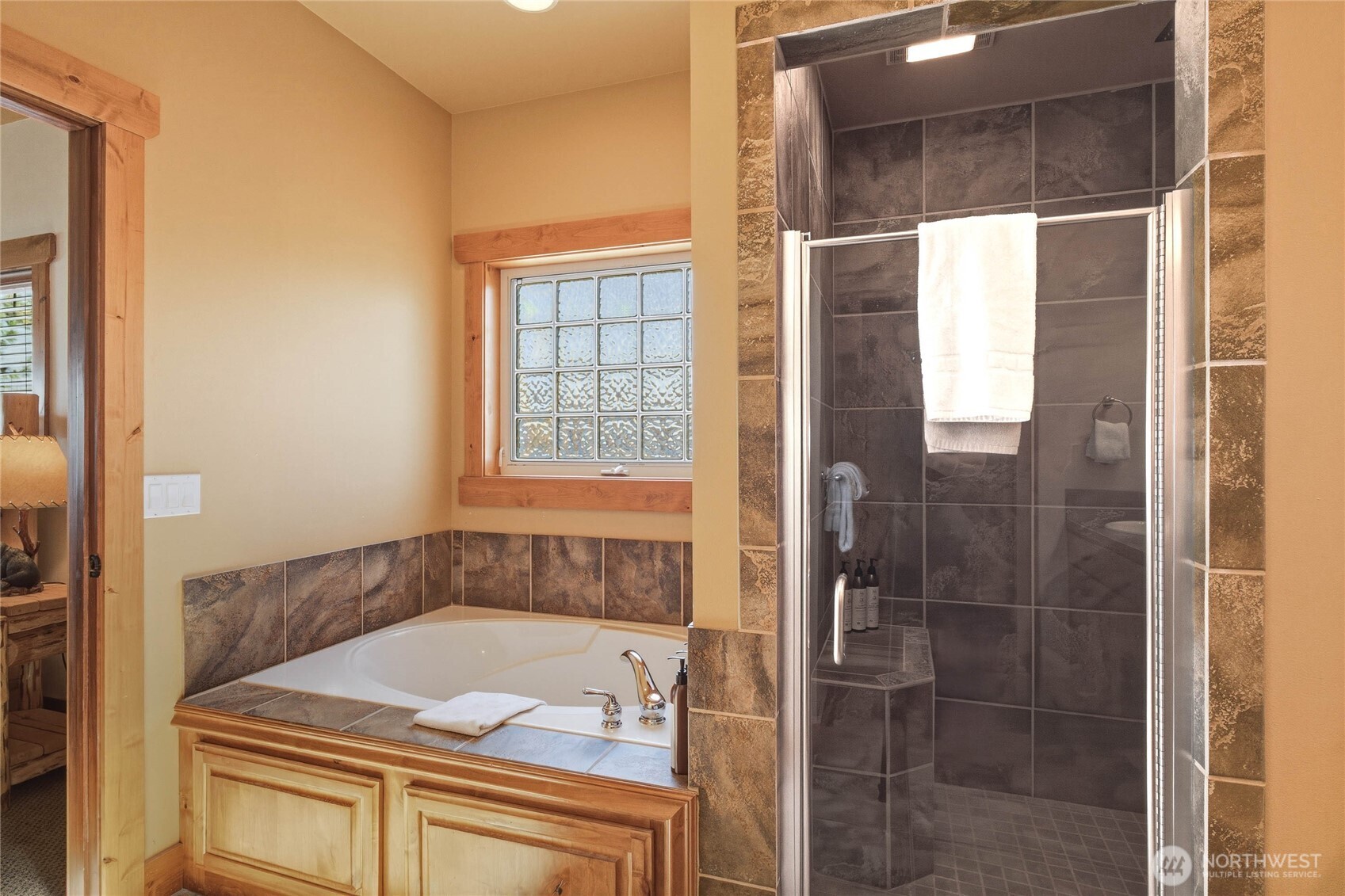 915 S Lakeshore Road Property Photo 18