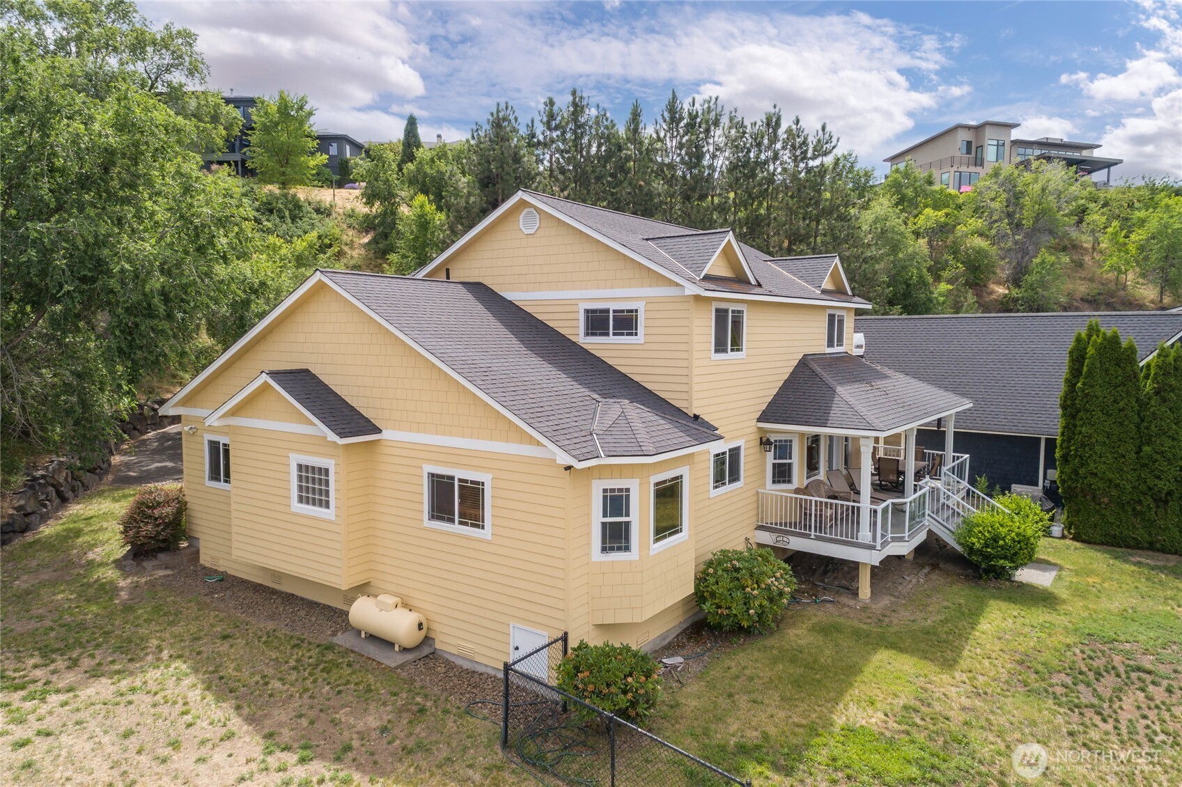 915 S Lakeshore Road Property Photo 35