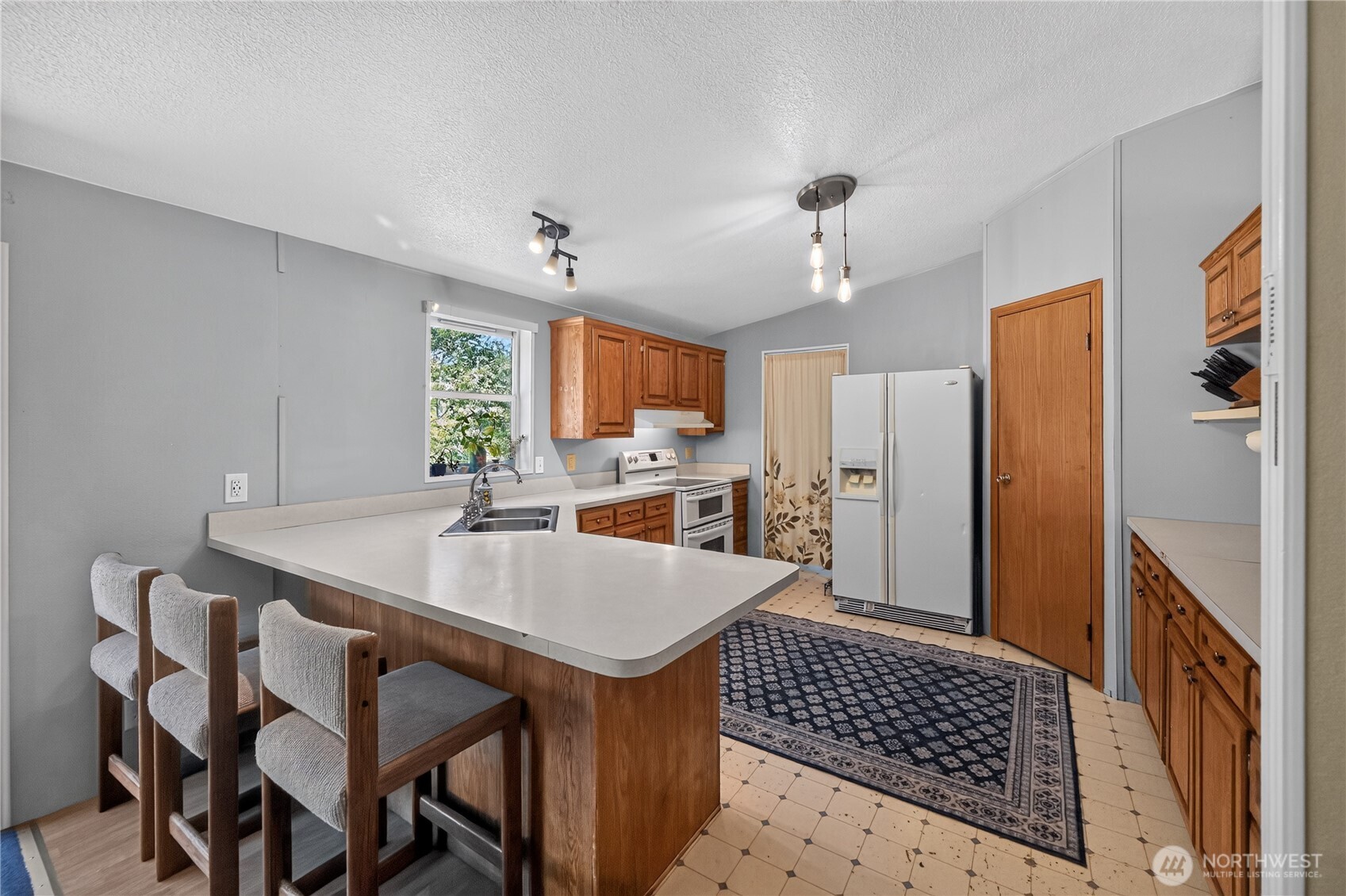 22430 Criddle Lane Property Photo 15