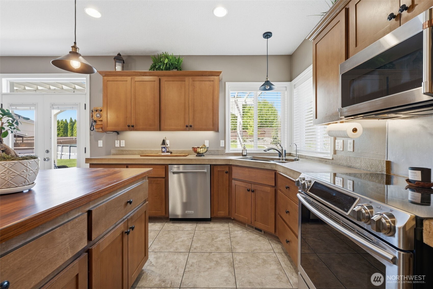 99206 E Ridgeview Drive Property Photo 10