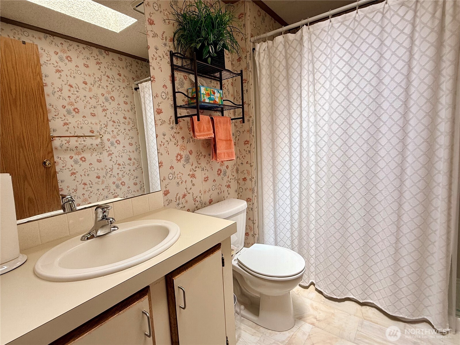 1352 Alonda Lane Property Photo 10