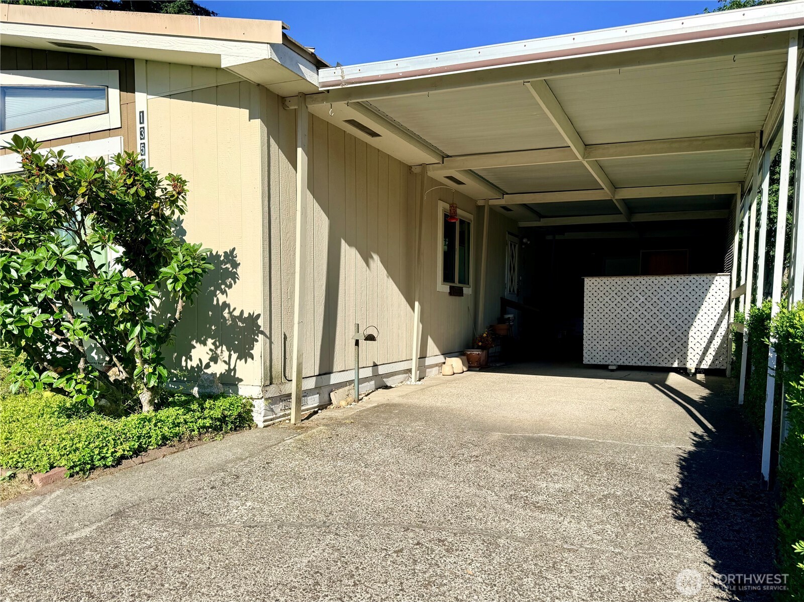 1352 Alonda Lane Property Photo 15