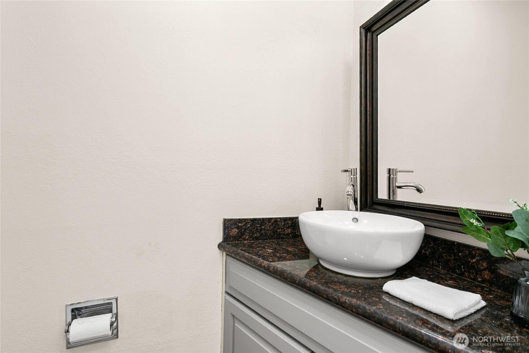 13832 Ne 66th Street 605 Property Photo 17