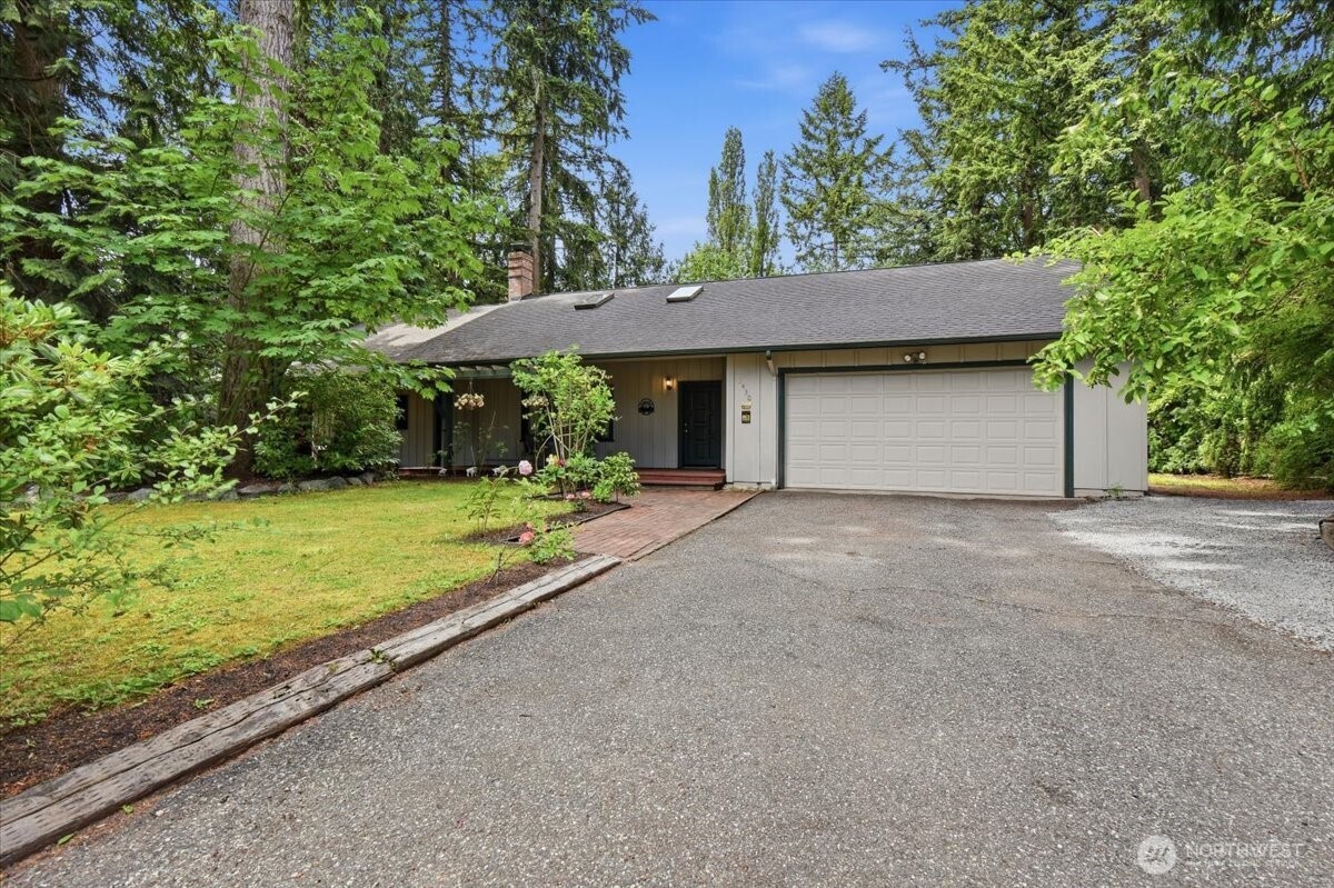 10430 38th Avenue Property Photo 2
