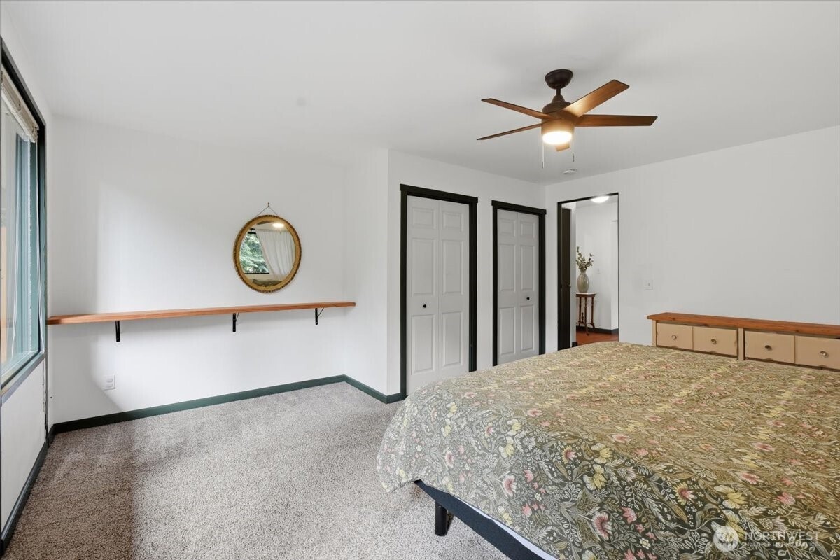 10430 38th Avenue Property Photo 17