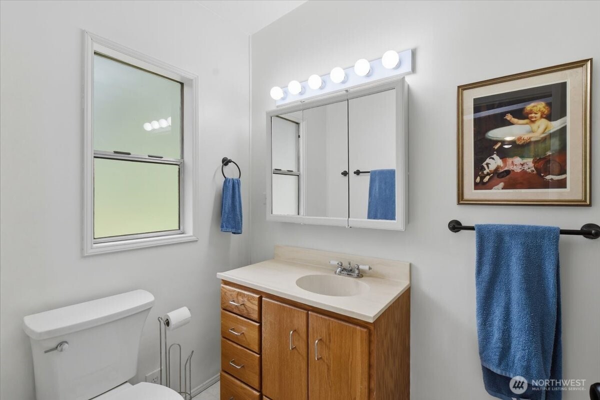 10430 38th Avenue Property Photo 23