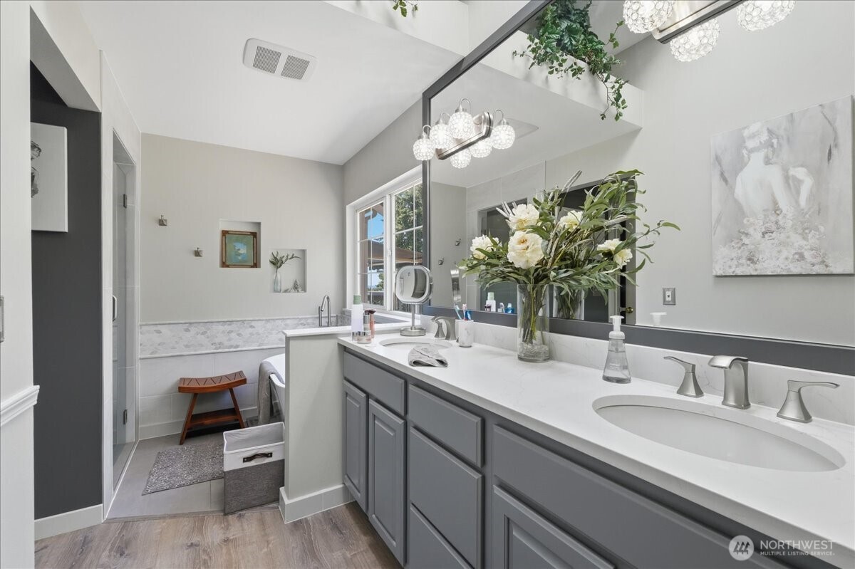 16511 38th Street Property Photo 18