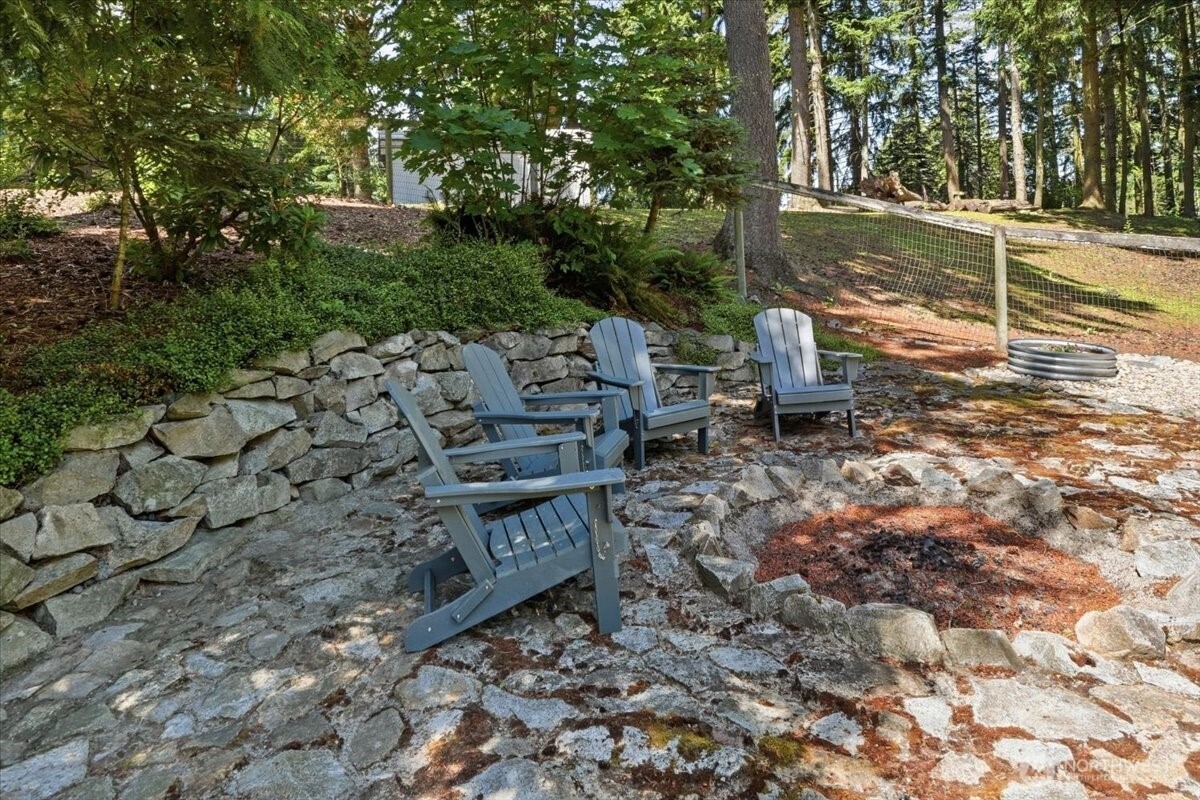16511 38th Street Property Photo 31