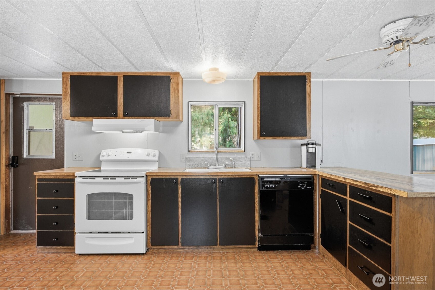 8372 Juniper Lane Property Photo 17