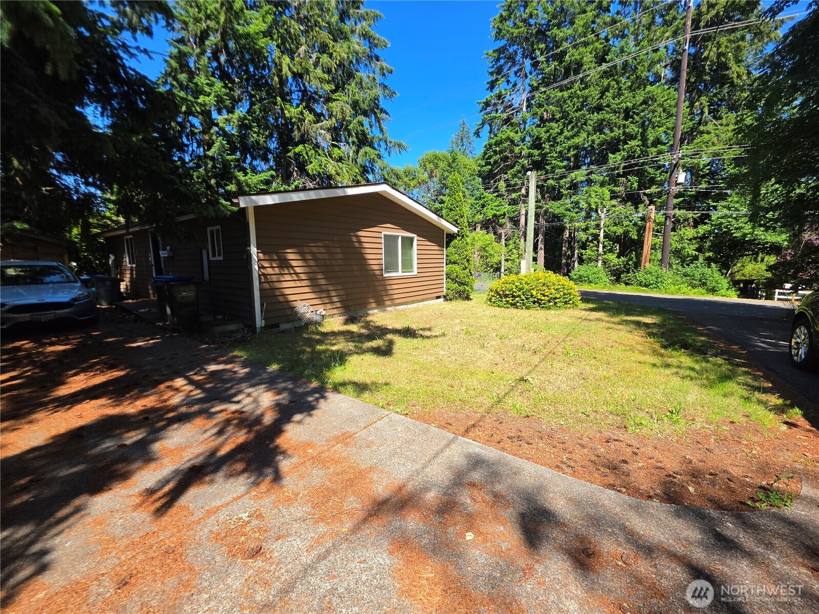 3591 Pine Road Property Photo 3