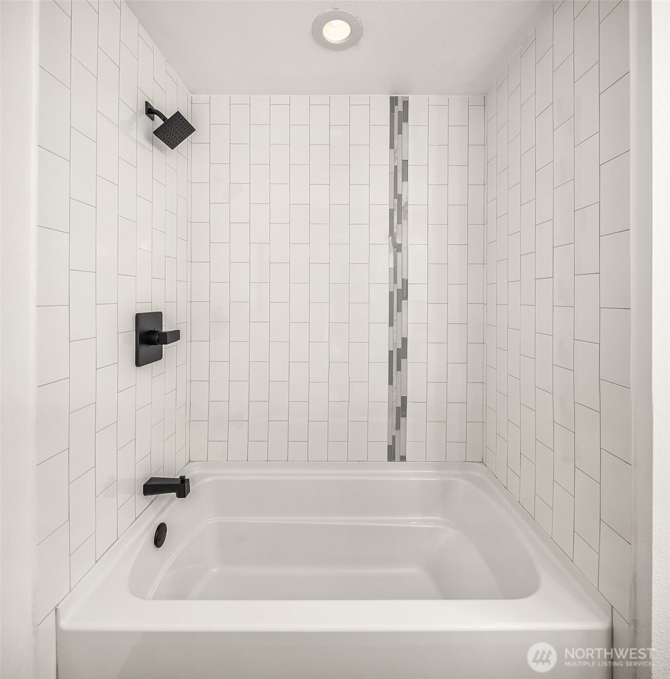2119 Sahalee Drive Property Photo 21