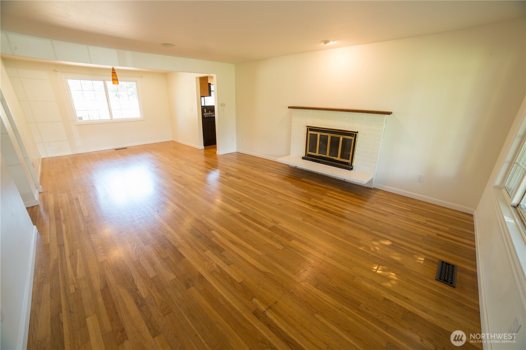 2500 167th Place Property Photo 9