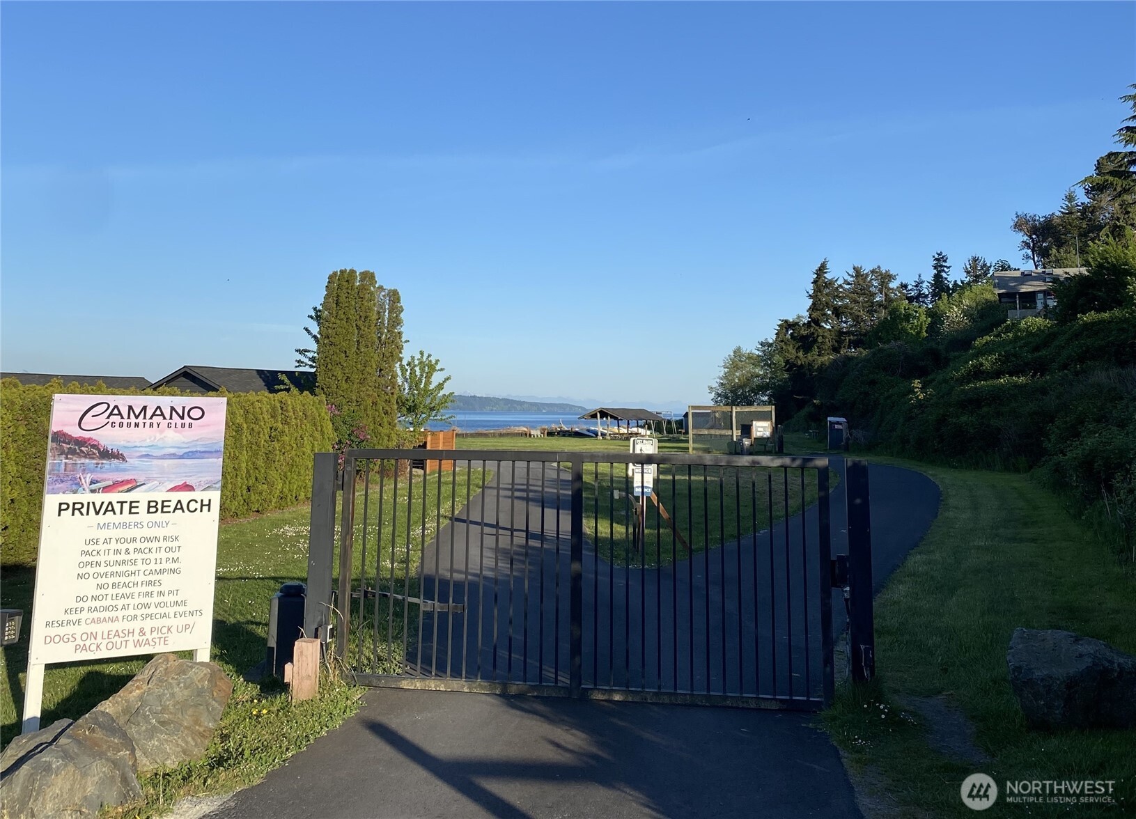 1497 Thompson Drive Property Photo 3