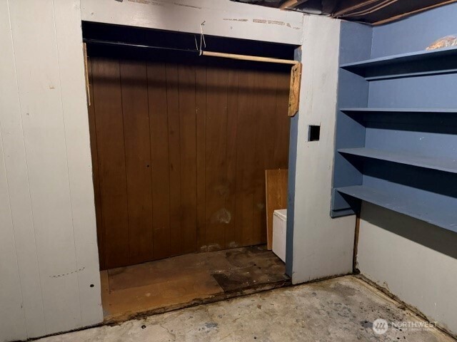 6715 Delridge Way Property Photo 5