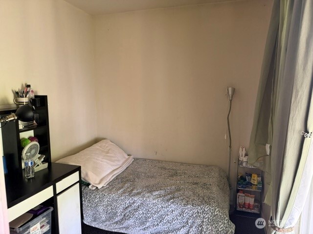 6715 Delridge Way Property Photo 6