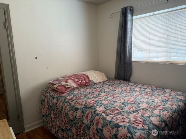 6715 Delridge Way Property Photo 12
