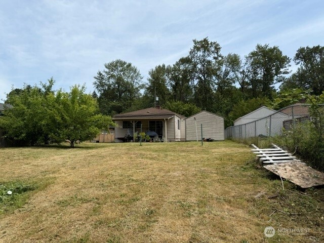 6715 Delridge Way Property Photo 13