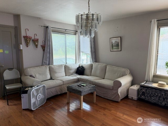 6715 Delridge Way Property Photo 16