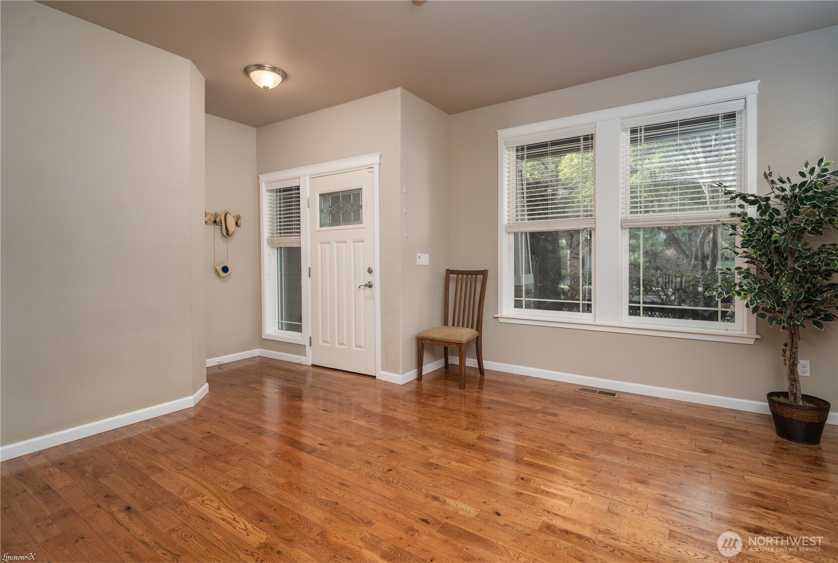 2209 Kildane Way Property Photo 6