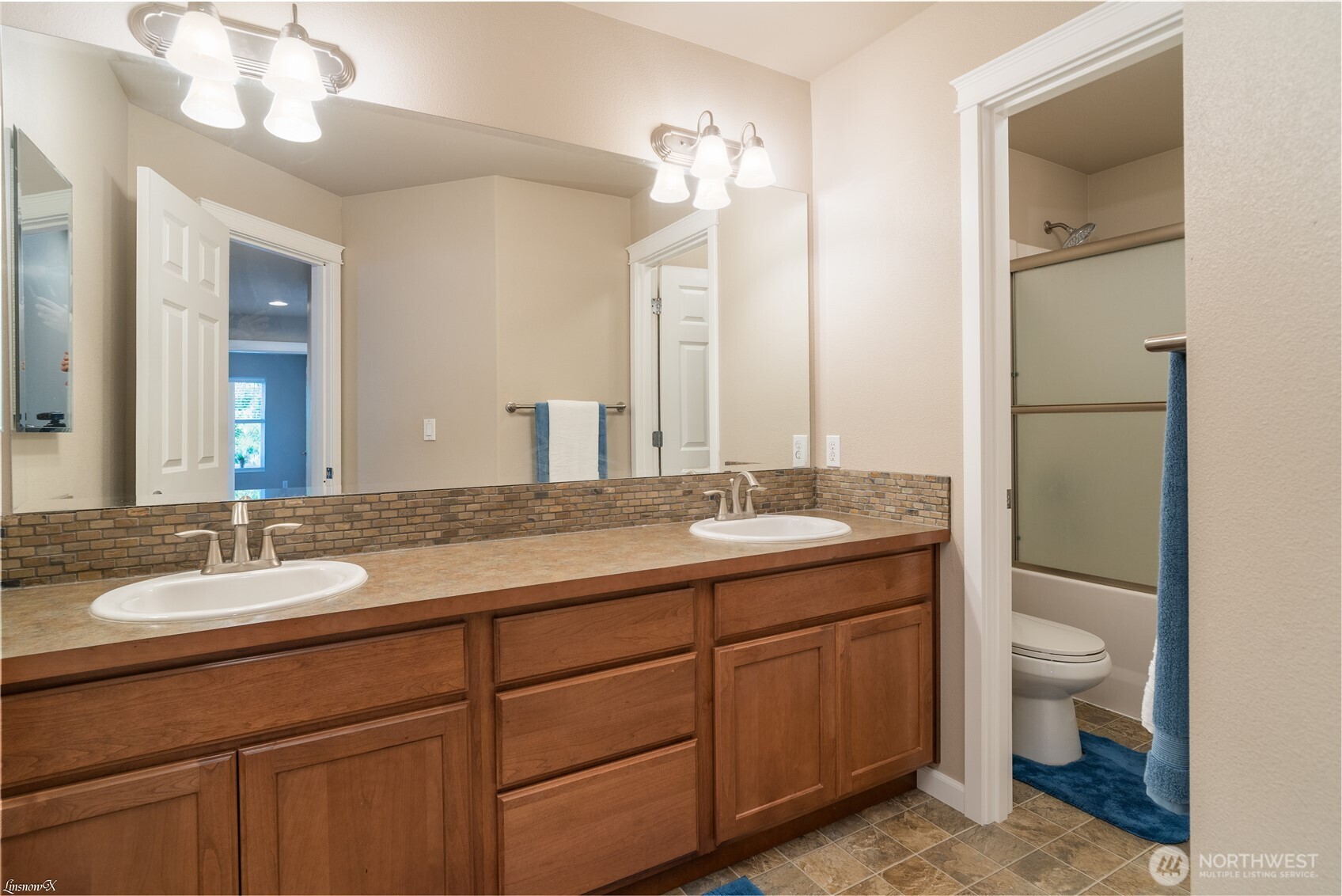 2209 Kildane Way Property Photo 23