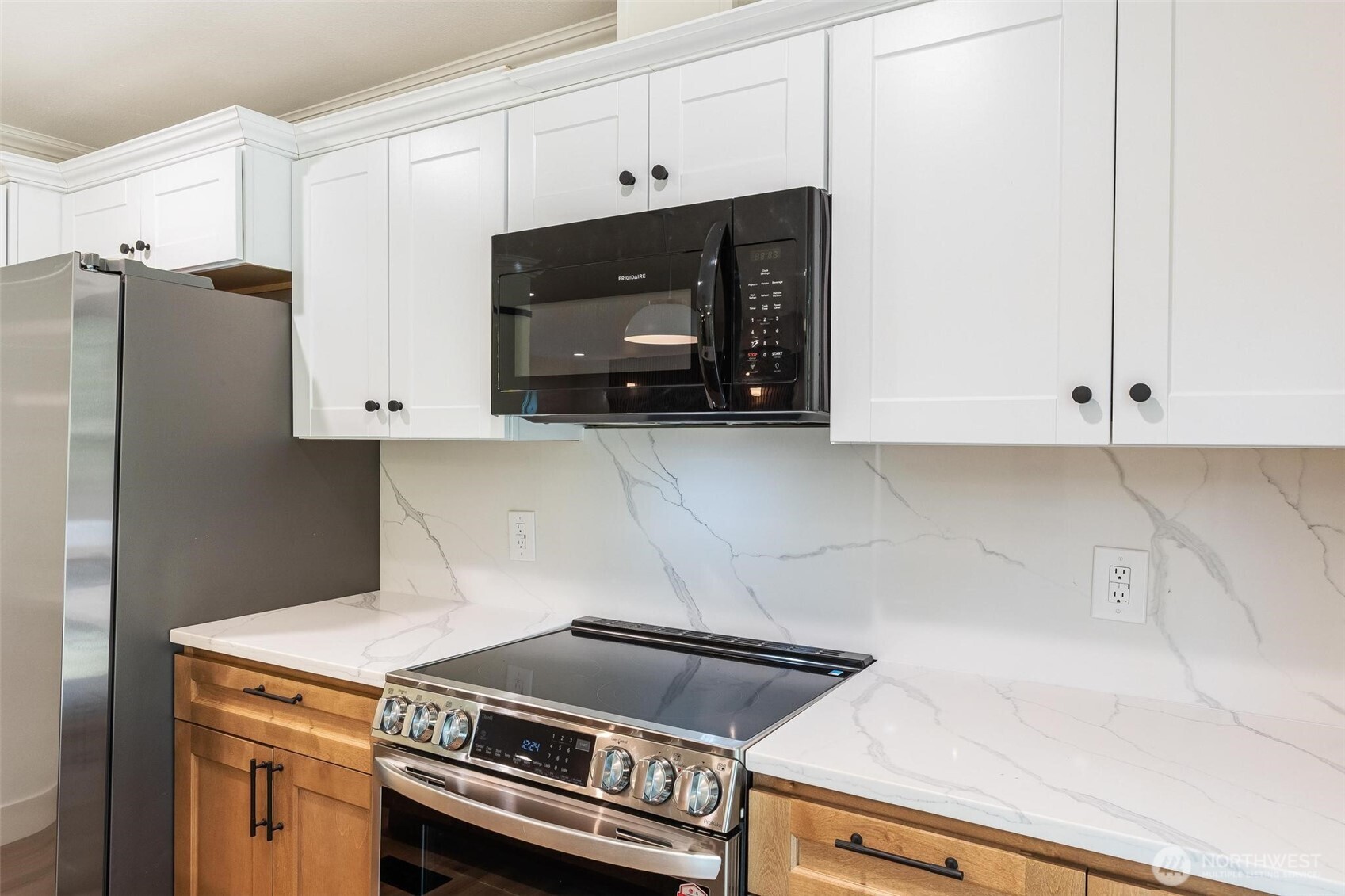 41675 S Shore Dr Property Photo 13