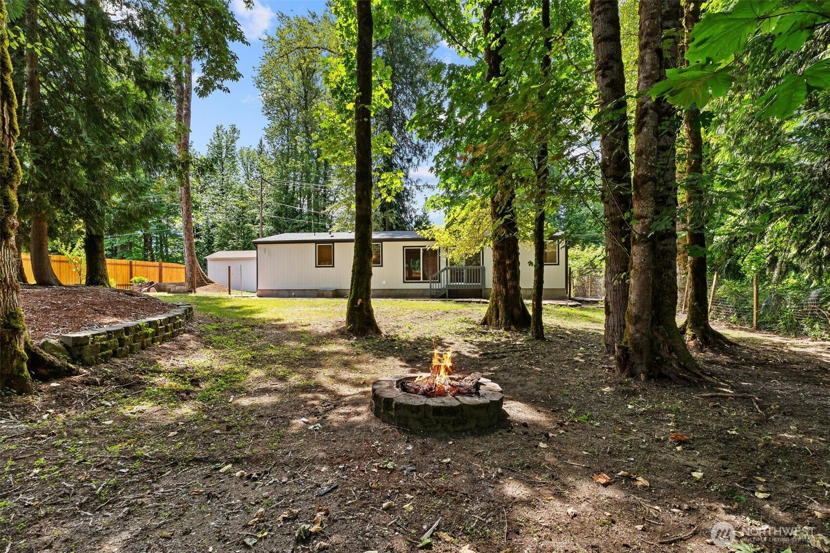 41675 S Shore Dr Property Photo 29