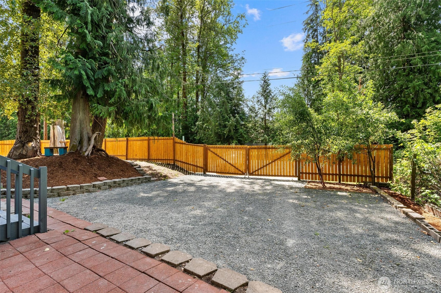 41675 S Shore Dr Property Photo 37