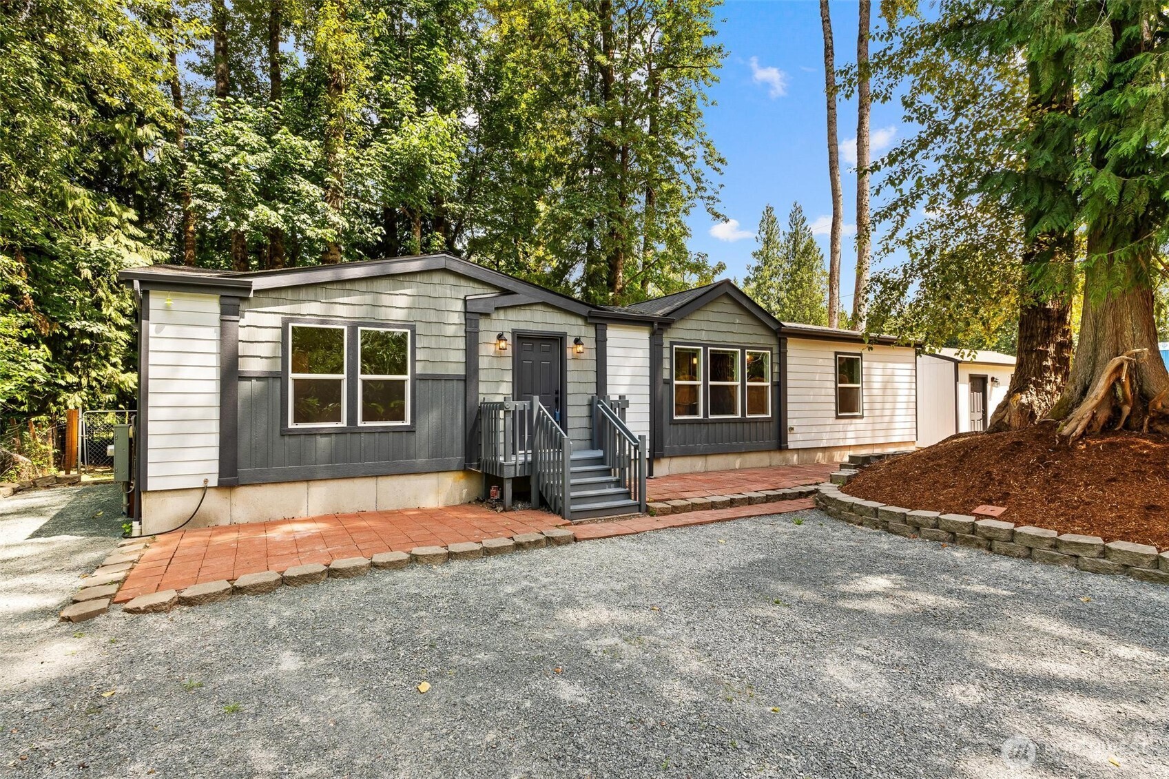 41675 S Shore Dr Property Photo 38