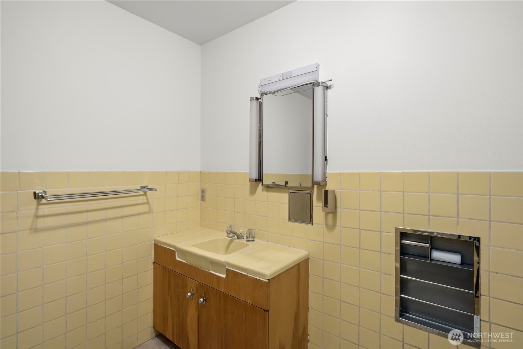 8920 Randall Dr Property Photo 18