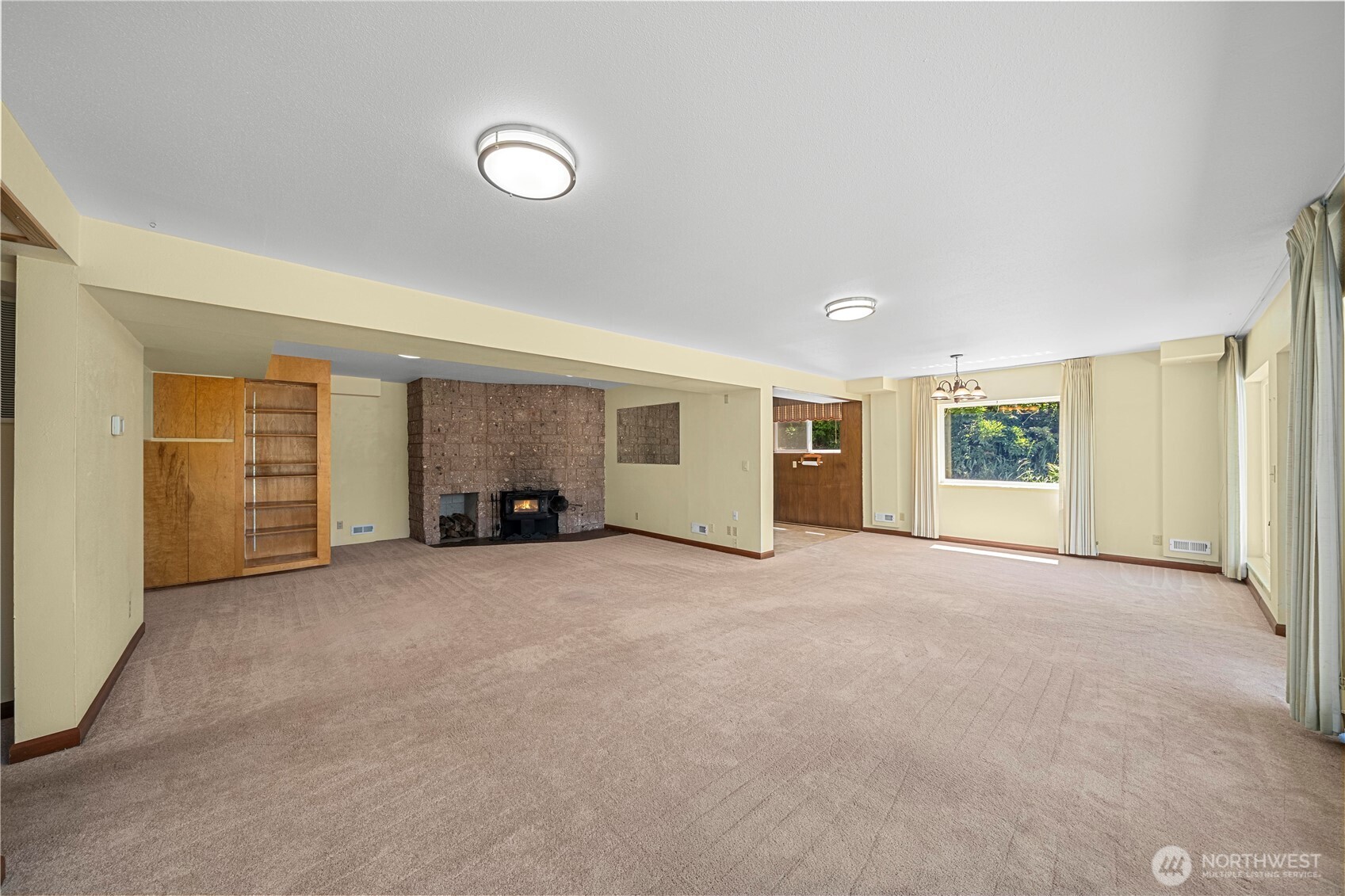8920 Randall Dr Property Photo 22