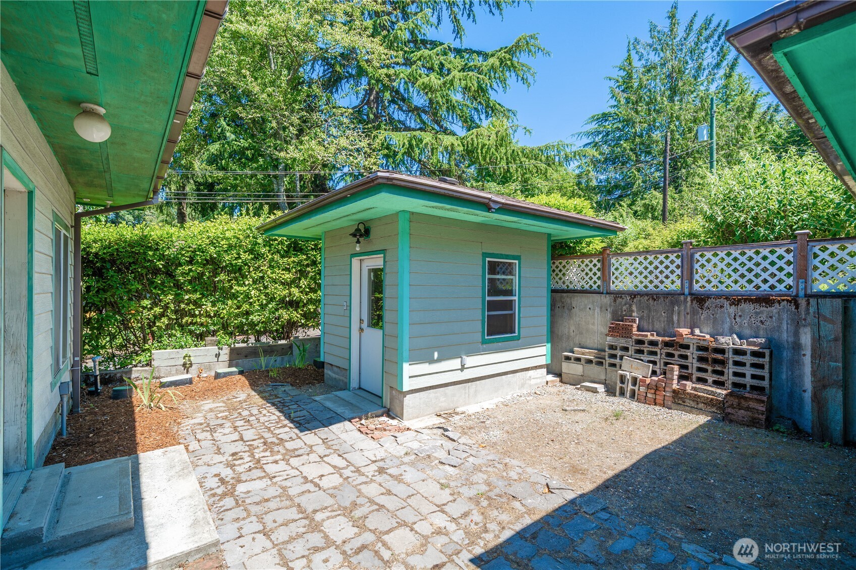 8920 Randall Dr Property Photo 34