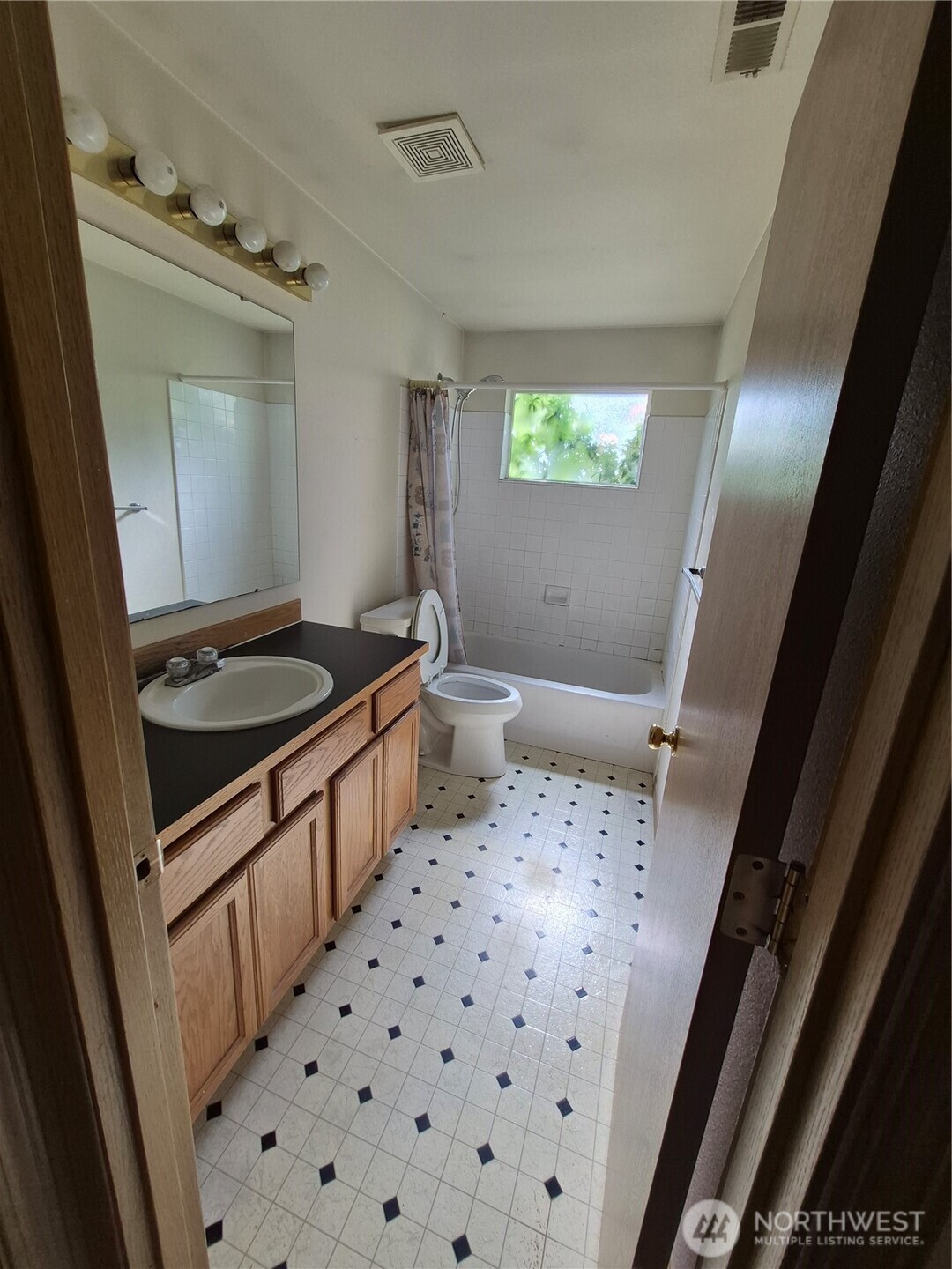 118 99th St Court Property Photo 8