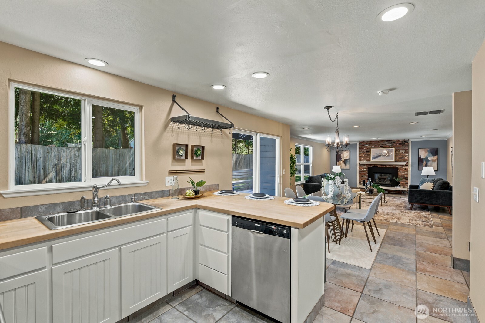 11419 22nd Place Property Photo 11
