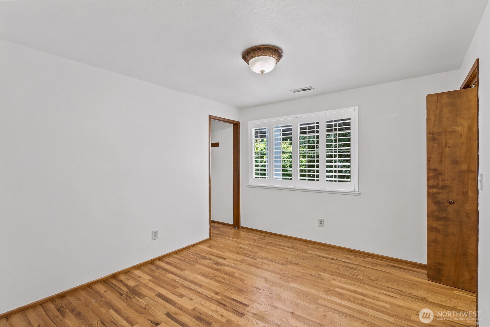 11419 22nd Place Property Photo 22
