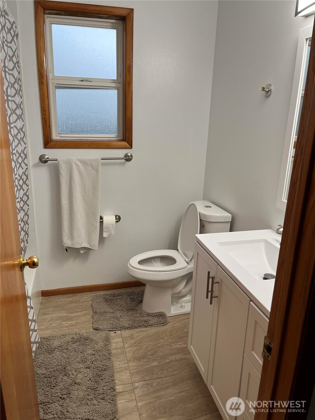 1896 E Beachwood Drive Property Photo 15