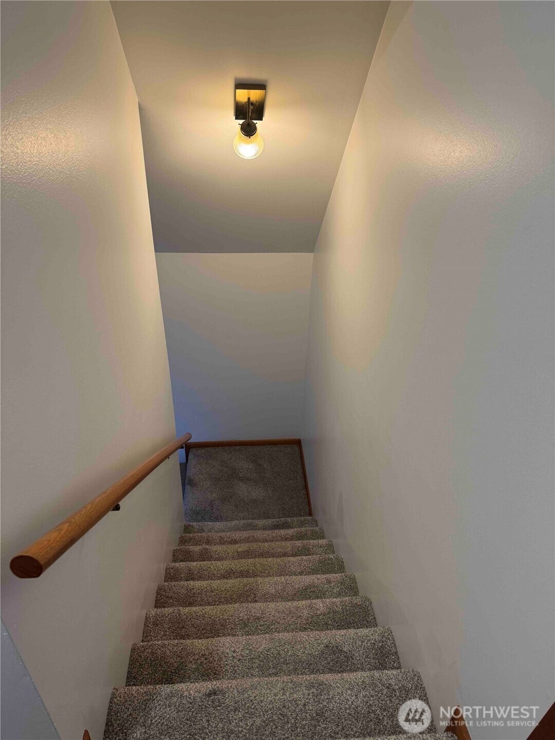 1896 E Beachwood Drive Property Photo 22