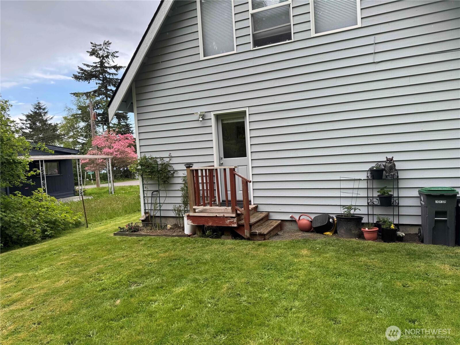 1896 E Beachwood Drive Property Photo 29