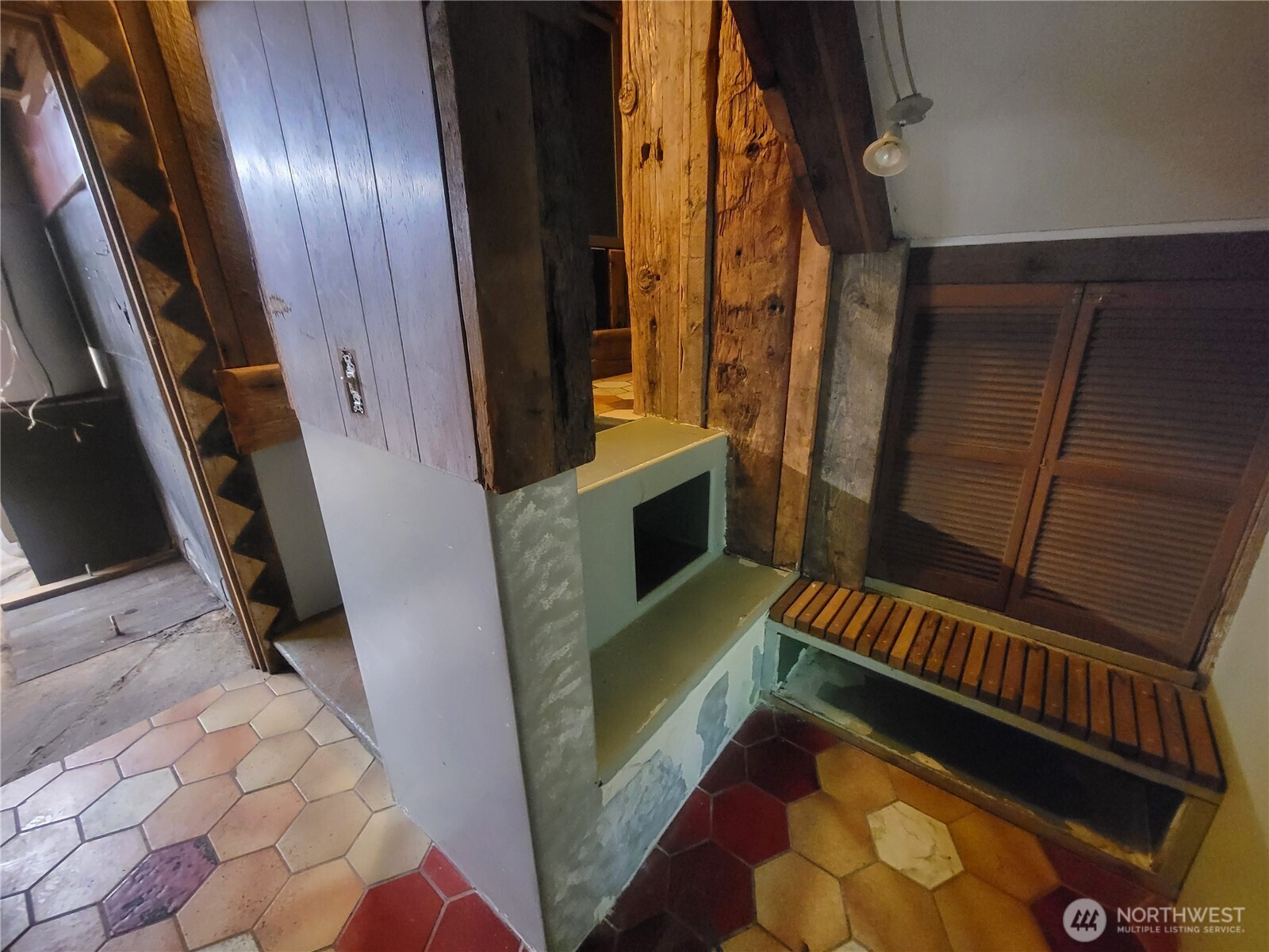 101 Fleet Drive Property Photo 15