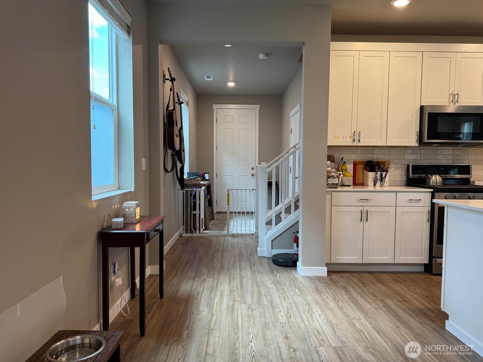 927 Vine Maple Street Property Photo 9
