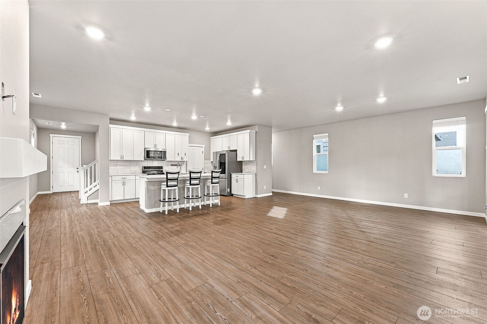 927 Vine Maple Street Property Photo 10